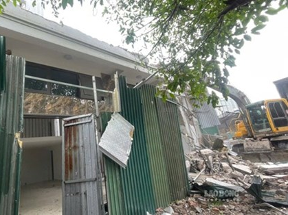 Tháo dỡ công trình